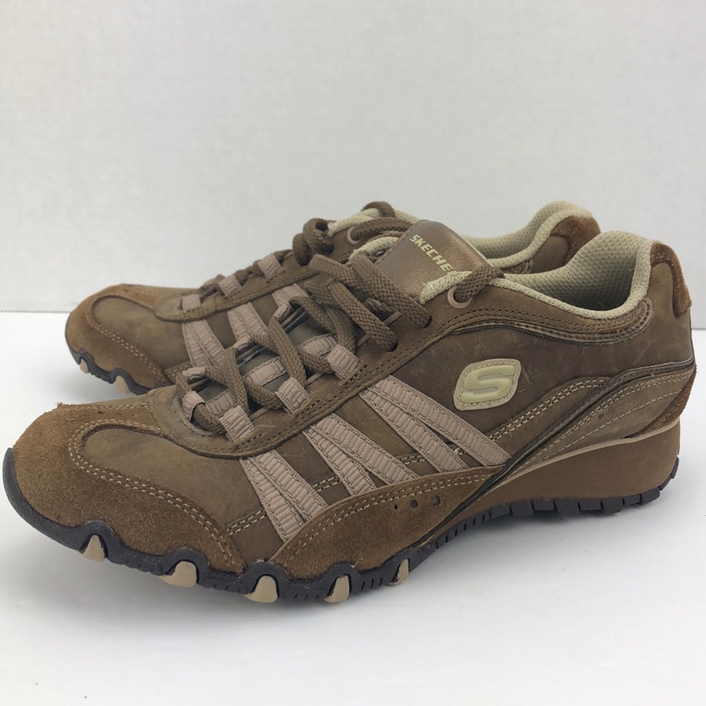 Skechers